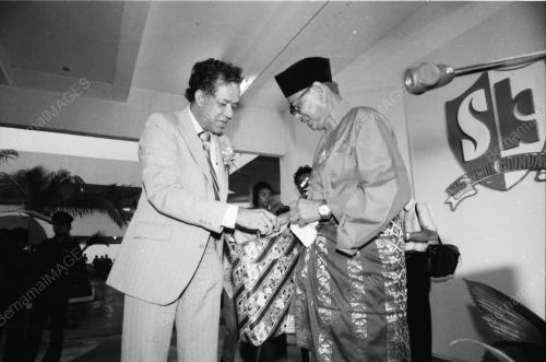 TUNKU ABDUL RAHMAN LANCAR BANGUNAN