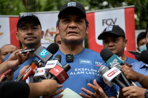 DATUK DR RADZI JIDIN