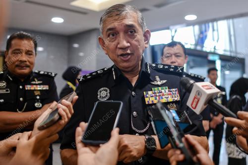 DATUK SERI AZRI AHMAD