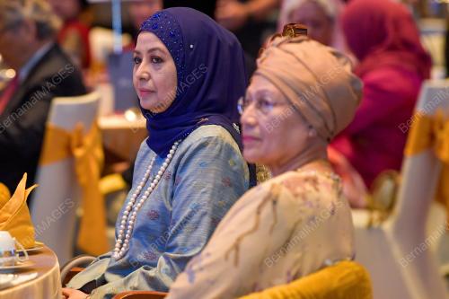RAJA ZARITH SOFIAH