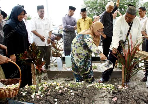 RAHIM ABU BAKAR