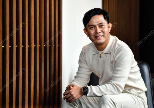 CAKRA KHAN