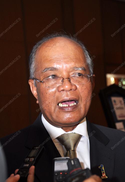 DATUK SERI KAMARUDDIN SIARAF