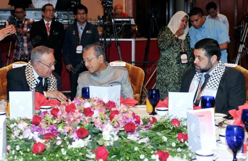 KL20_26112012_TUN_FORUM