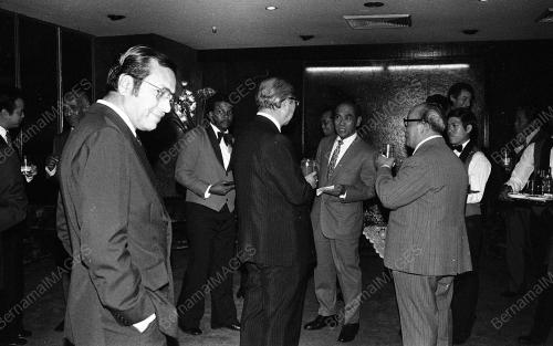 DR. MAHATHIR BIN MOHAMAD