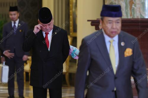SULTAN IBRAHIM ALMARHUM SULTAN ISKANDAR