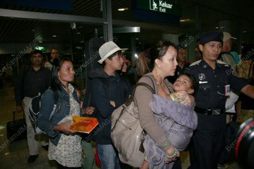 FLIGHT DARI BANGKOK