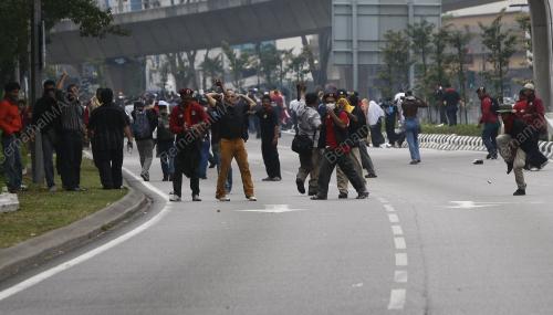 PERHIMPUNAN HARAM