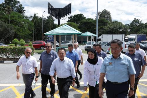 DATUK SERI ALEXANDER NANTA LINGGI