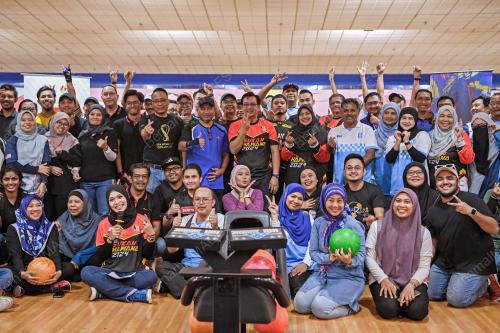 KEJOHANAN BOLING HAWANA