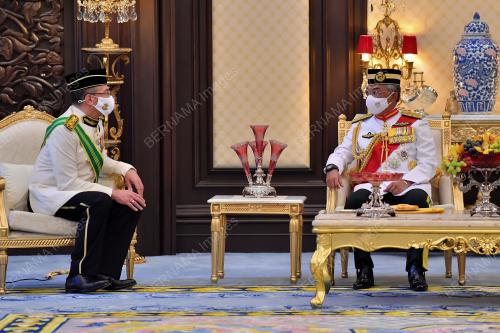 AL-SULTAN ABDULLAH RI'AYATUDDIN AL-MUSTAFA BILLAH SHAH
