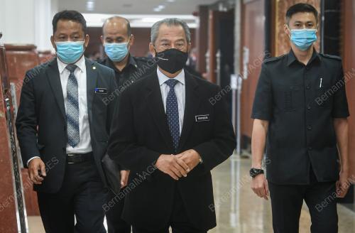PERSIDANGAN PARLIMEN PENGGAL KETIGA
