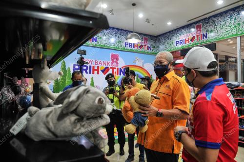 TAN SRI ANNUAR MUSA