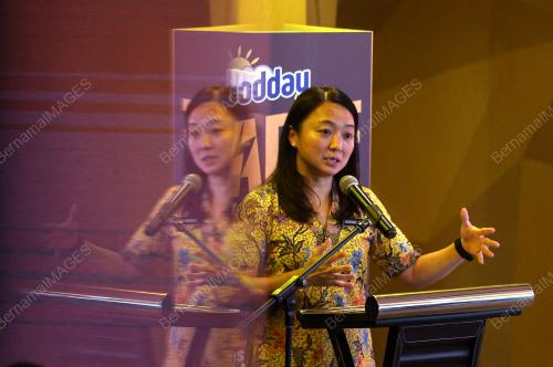 HANNAH YEOH