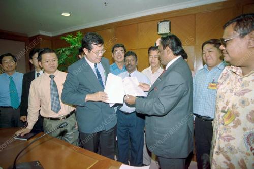 KL21-13_02_2001_SAMY_19012016