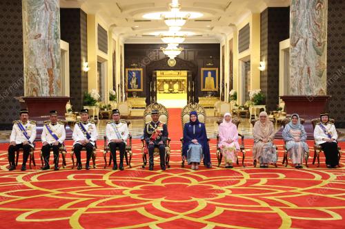 AL-SULTAN ABDULLAH RI'AYATUDDIN AL-MUSTAFA BILLAH SHAH