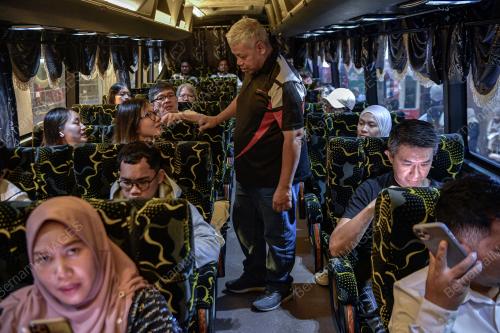 TINJAUAN PELAKSANAAN PEMAKAIAN TALI PINGGANG KELEDAR