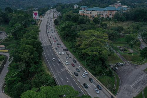 ALIRAN TRAFIK SEMPENA TAHUN BARU CINA 2022