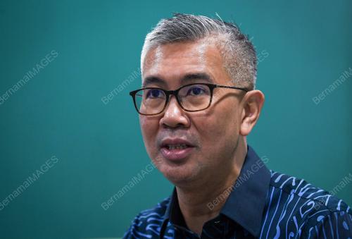 TENGKU DATUK SERI ZAFRUL ABDUL AZIZ