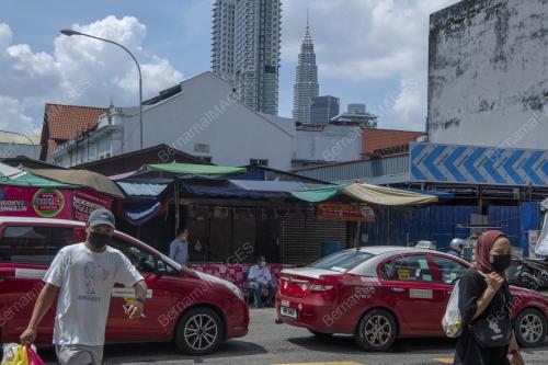 TINJAUAN DI SEKITAR IBU KOTA