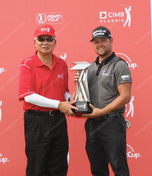 KL21_02112014_GOLF