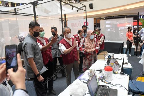TAN SRI MUHYIDDIN YASSIN