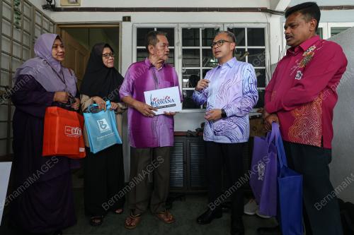 FAHMI FADZIL