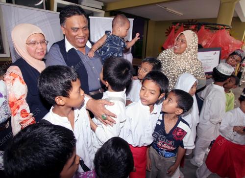 AZIZ JAMALUDIN