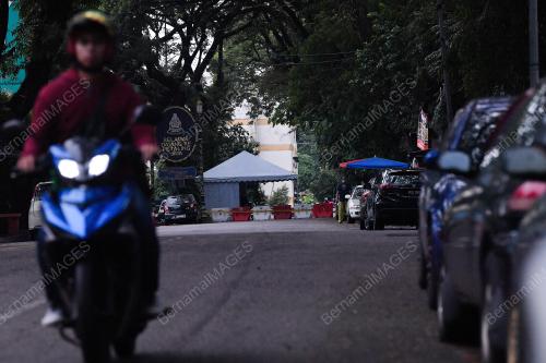 JALAN GASING INDAH DITUTUP - PKPD