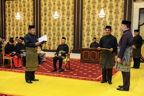 KL21_04082017_AGONG