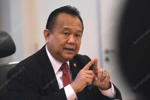 DATUK SERI ALEXANDER NANTA LINGGI