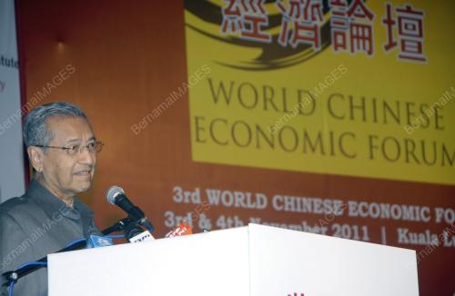 TUN DR MAHATHIR MOHAMAD