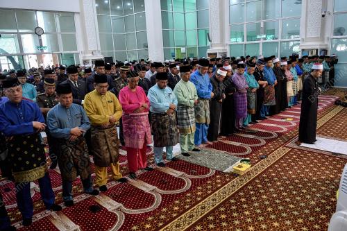 KL21_04102019_AGONG_BN201910033205