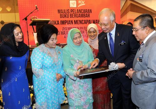KL21_04112013_BUKU