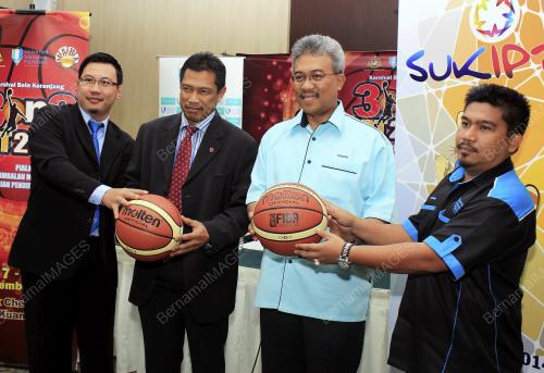 KL21_04112013_SIDANG_MEDIA