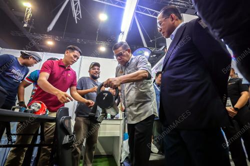 DATUK SERI MOHAMED KHALED NORDIN