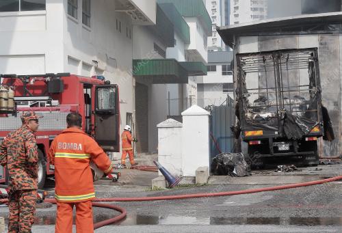 KL21_05062016_KEBAKARAN