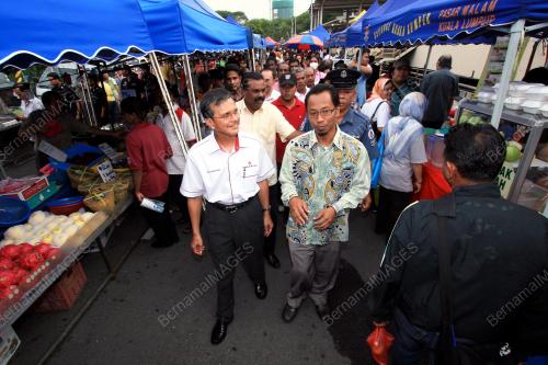 RAJA NONG CHIK RAJA ZAINAL ABIDIN