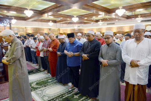 KL21_06052016_SOLAT_HAJAT