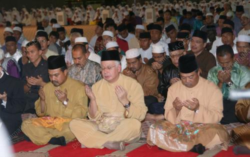 NAJIB TUN RAZAK