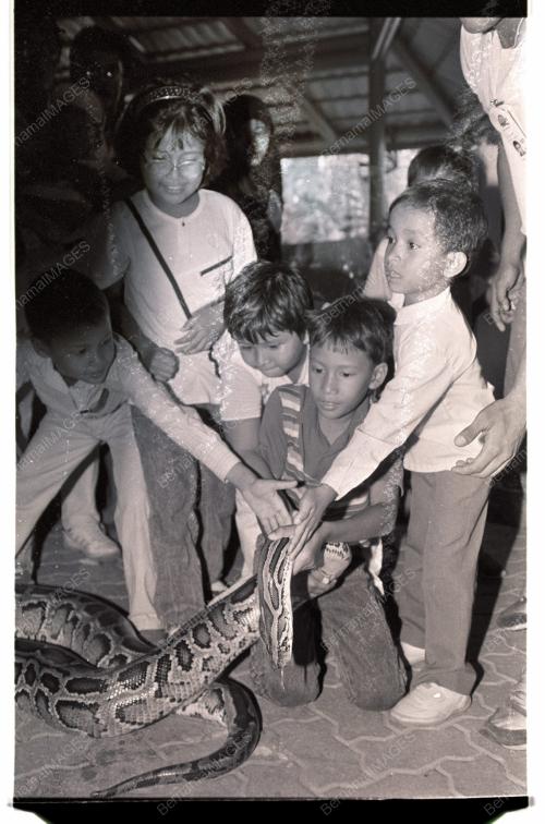KL21_07011990_ESSO