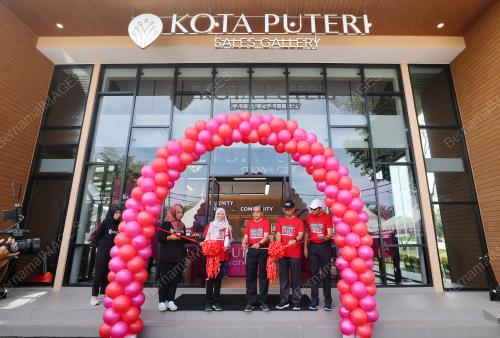 PROJEK PUTERI ARIANA