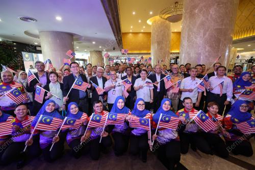 DATUK SR KAMARULZAMAN MAT SALLEH