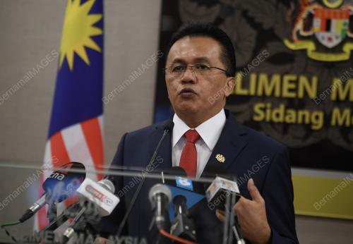 PERSIDANGAN PARLIMEN PENGGAL KETIGA 