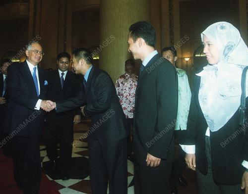 NAJIB TUN RAZAK