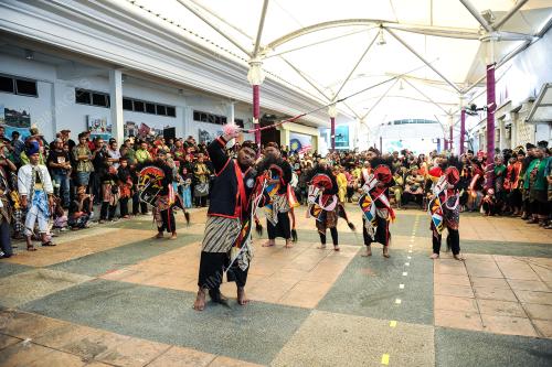KL21_08042017_SILAT