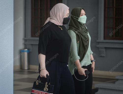DATIN SERI ZIZIE IZETTE