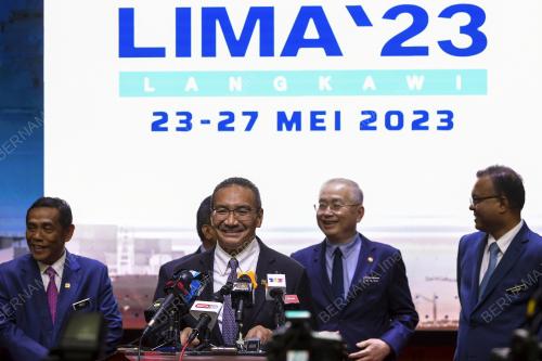 DATUK SERI HISHAMMUDDIN HUSSEIN