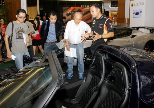 KL21_08082015_LOTUS