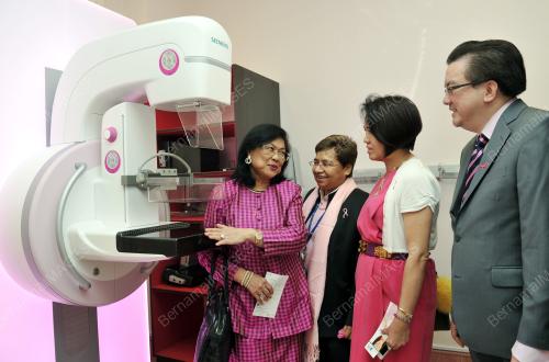 KL21_08102015_PINK